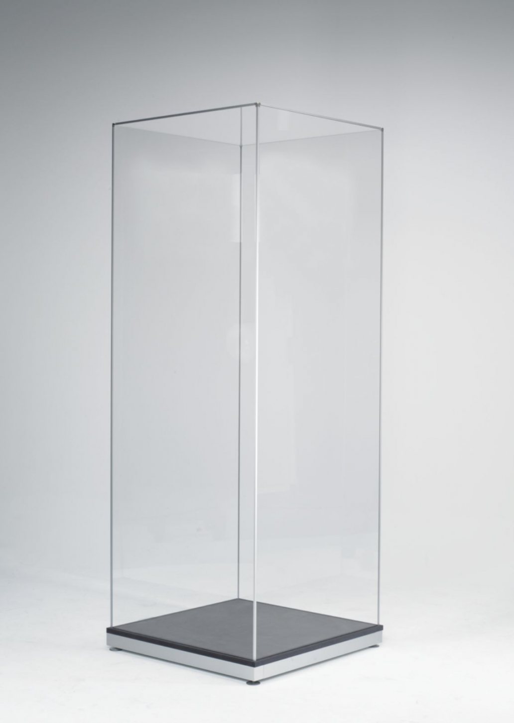 Modular Glass Freestanding Museum Display Case